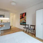 Alexis\' Apartments