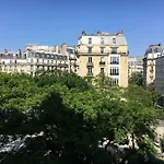 Alexis\' Apartments